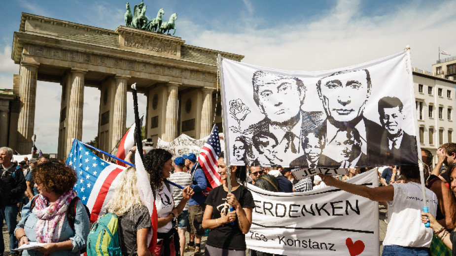 Германското правителство осъди неприемливото поведение на няколко протестиращи по време