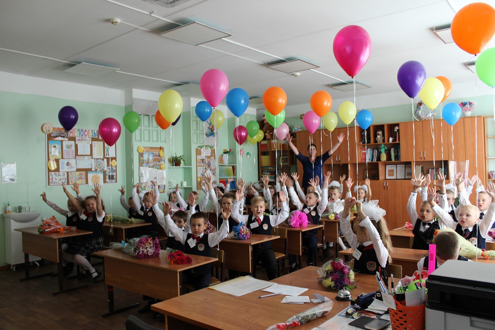 Новата учебна година в Русия започна днес, както обикновено -