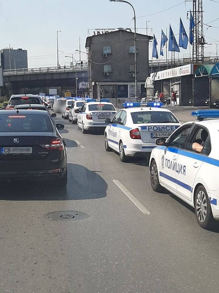 Полицаи от цялата страна се събират в центъра на София