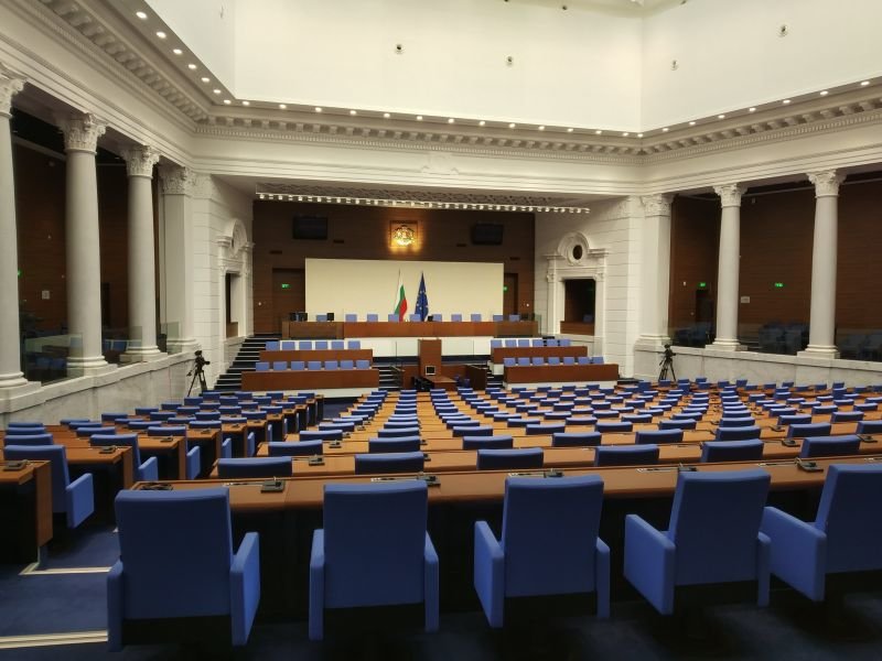 Министърът на вътрешните работи Христо Терзийски да дойде в парламента