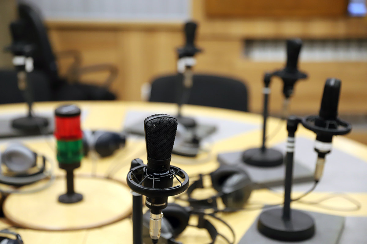 Вечерният осведомителен бюлетин на Българското национално радио ще започва в