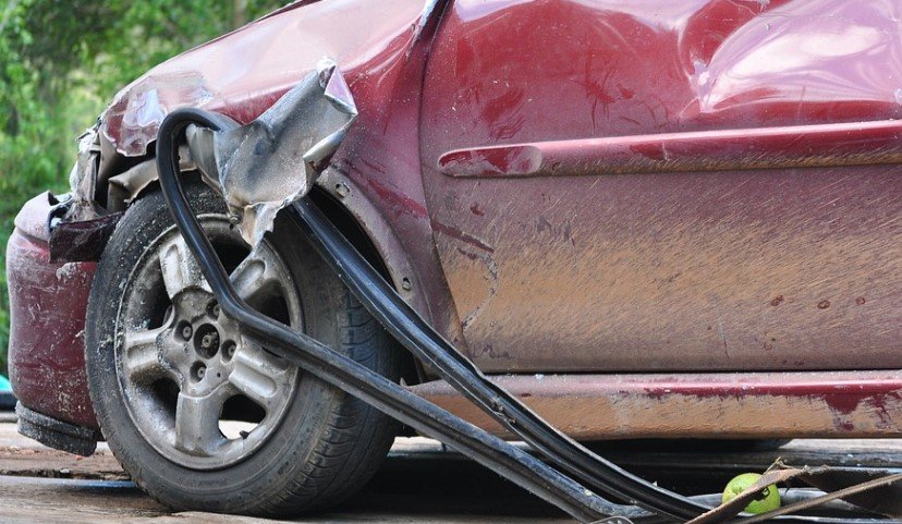 Двама души загинаха при тежка катастрофа край карловското село Куртово