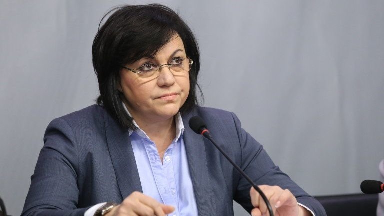 Преизбраният лидер на БСП - Корнелия Нинова, заяви че първият