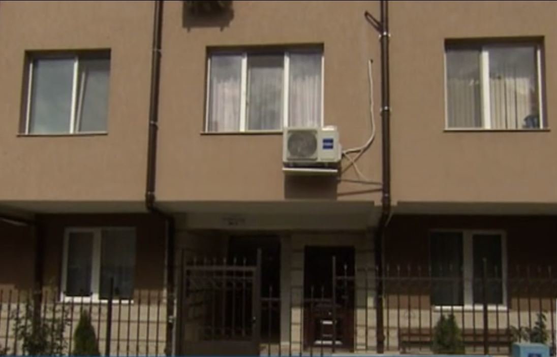 Крадци обраха два апартамента в София след като се представиха