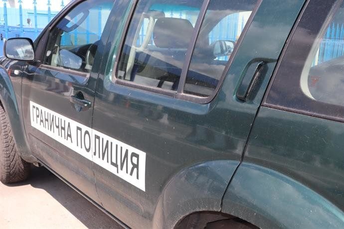 34 мигранти от Сирия са открити на автомагистрала