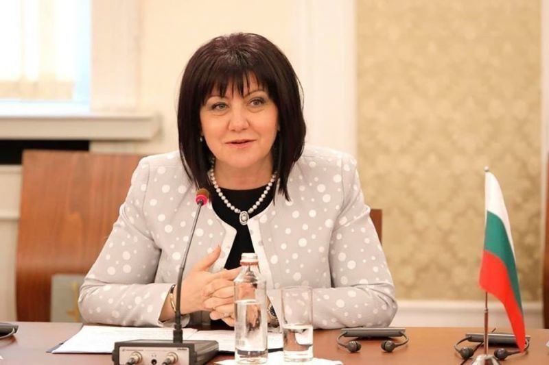 Председателят на парламента Цвета Караянчева обяви, че ще бъде разрешен