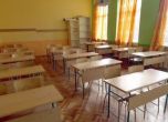 90 учители и 1 на 100 хил. ученици са заразени с COVID-19