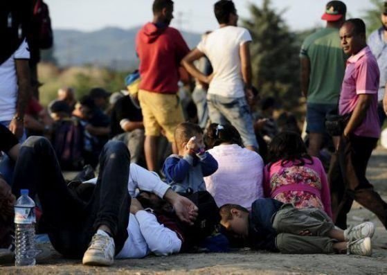 България е предложила да приеме още непълнолетни мигранти от гръцкия
