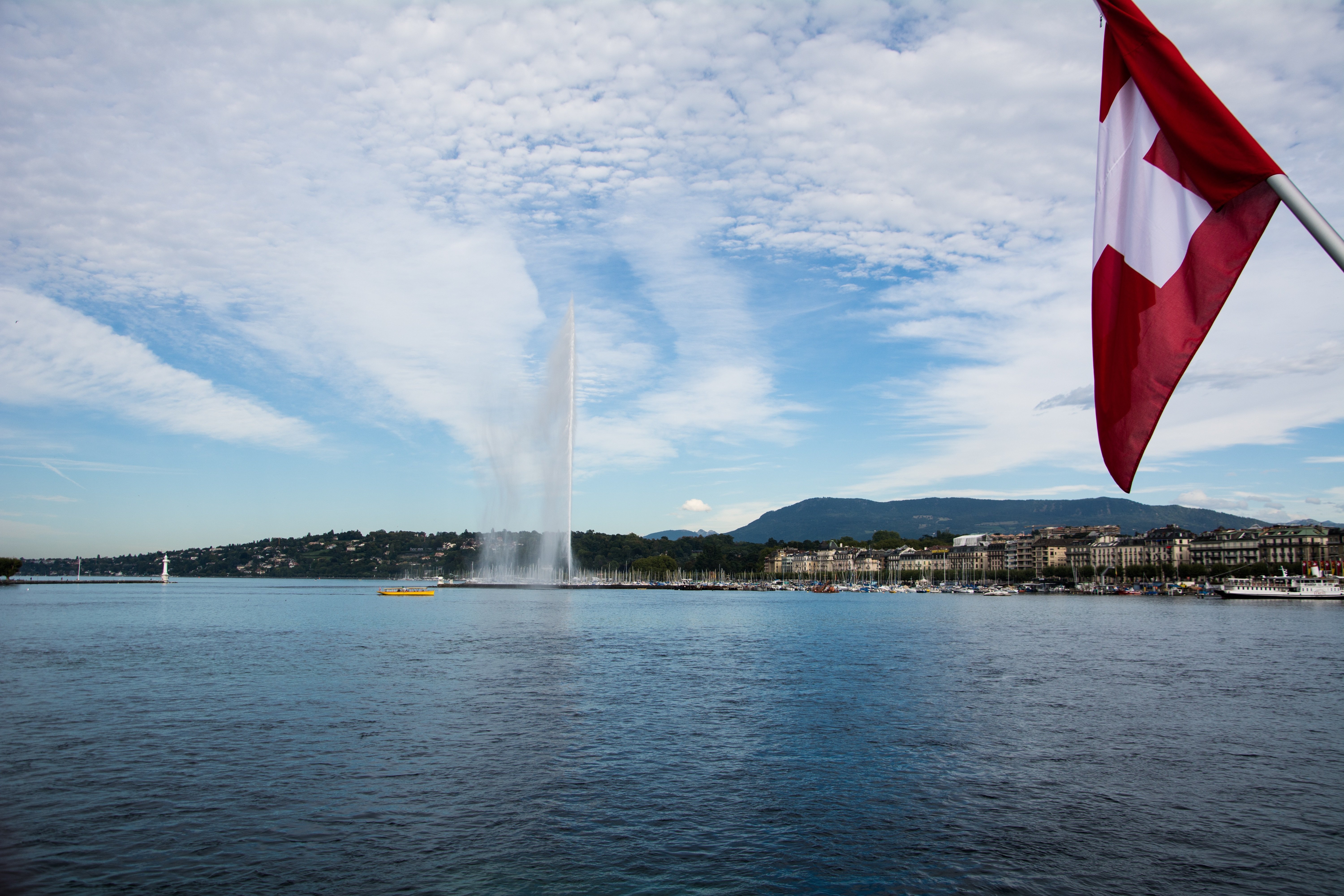 Швейцарският град Женева е с най-високата минимална заплата в света