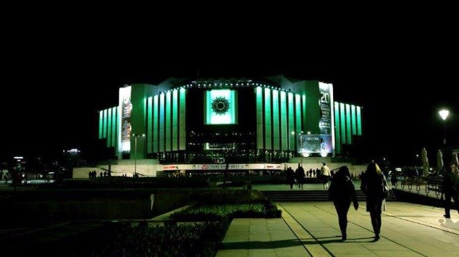 Седем български града ще осветят в зелена светлина свои емблематични