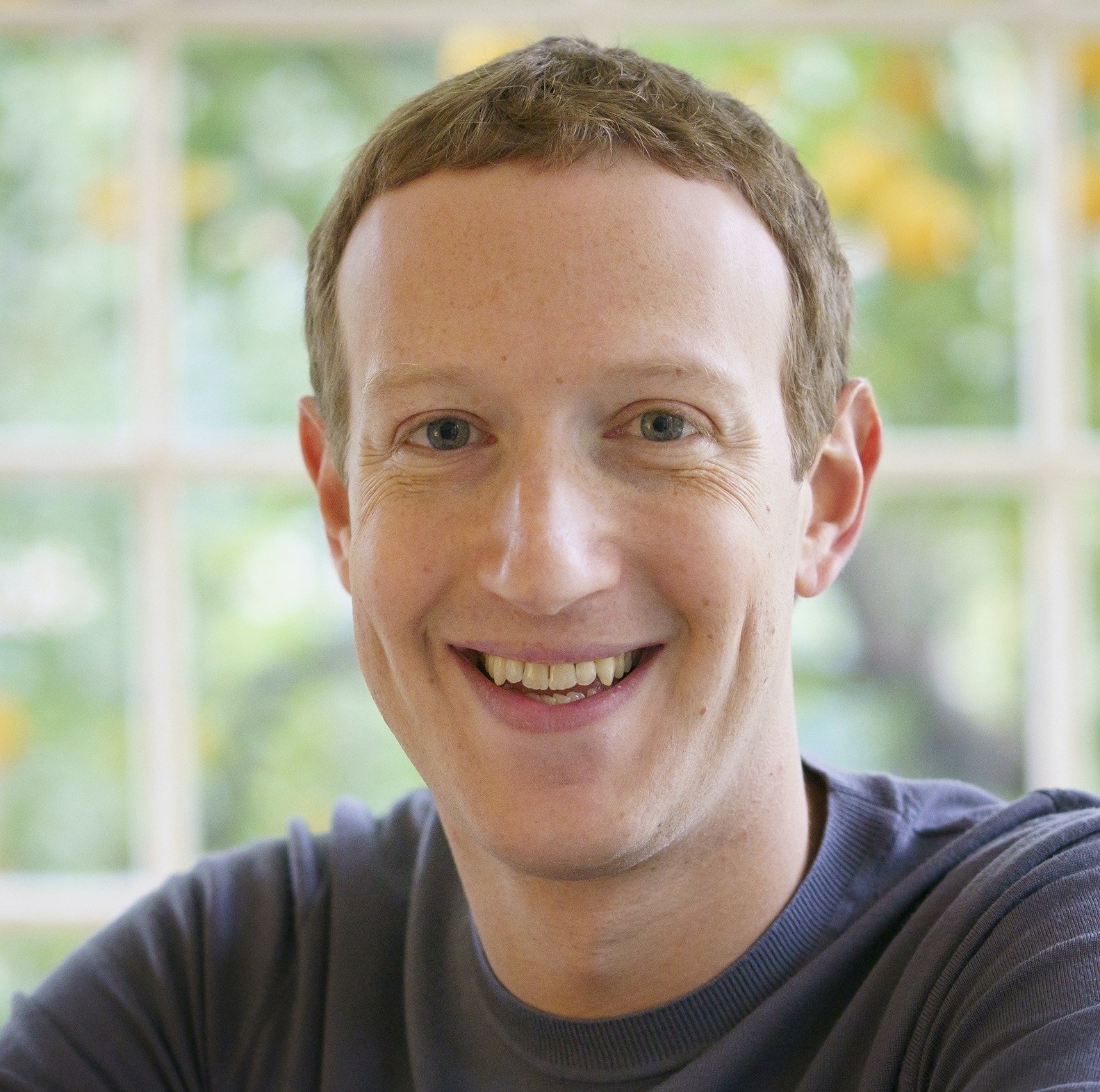 Facebook ще пресява още по строго постове в социалната мрежа отричащи