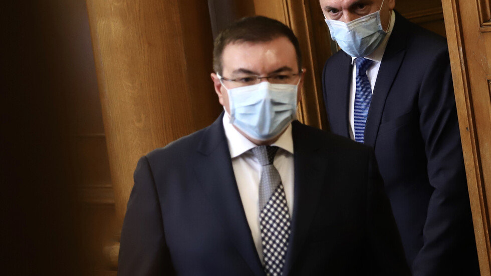 Депутатите възложиха на здравният министър проф  Костадин Ангелов да актуализира Националния план за