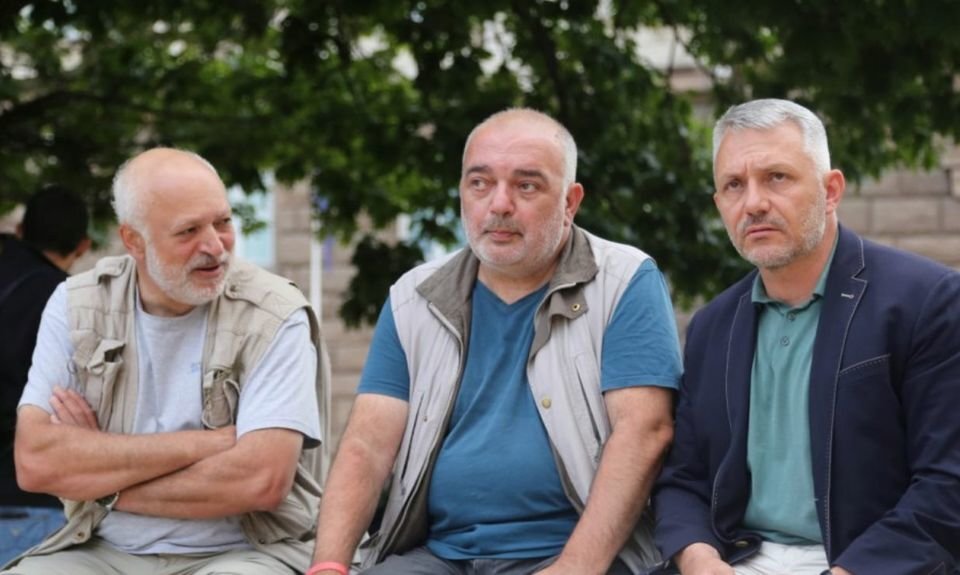 Отровното трио обвини управляващите начело с Бойко Борисов че подготвят