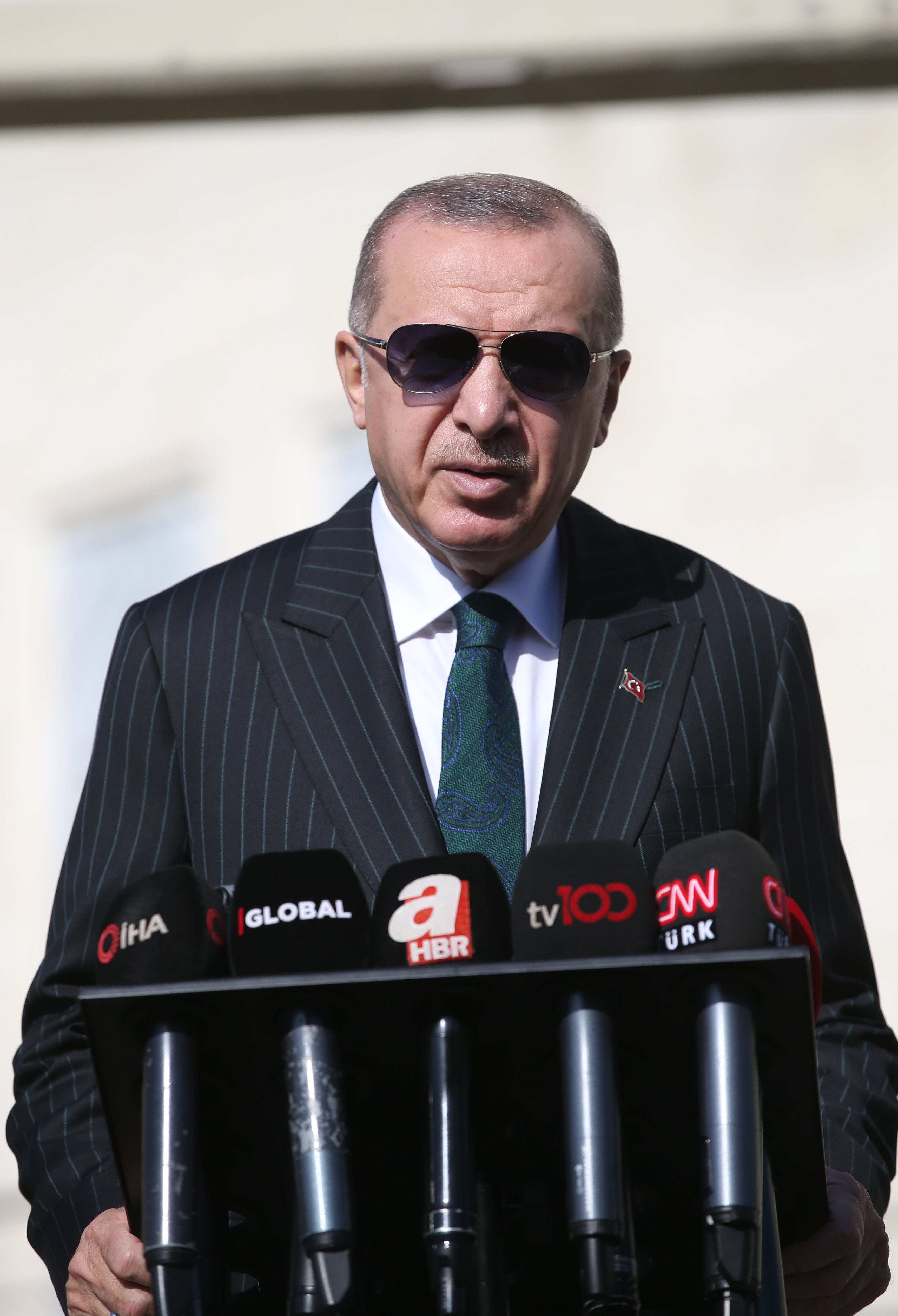Турският президент Реджеп Тайип Ердоган уязви френския си колега Еманюел Макрон