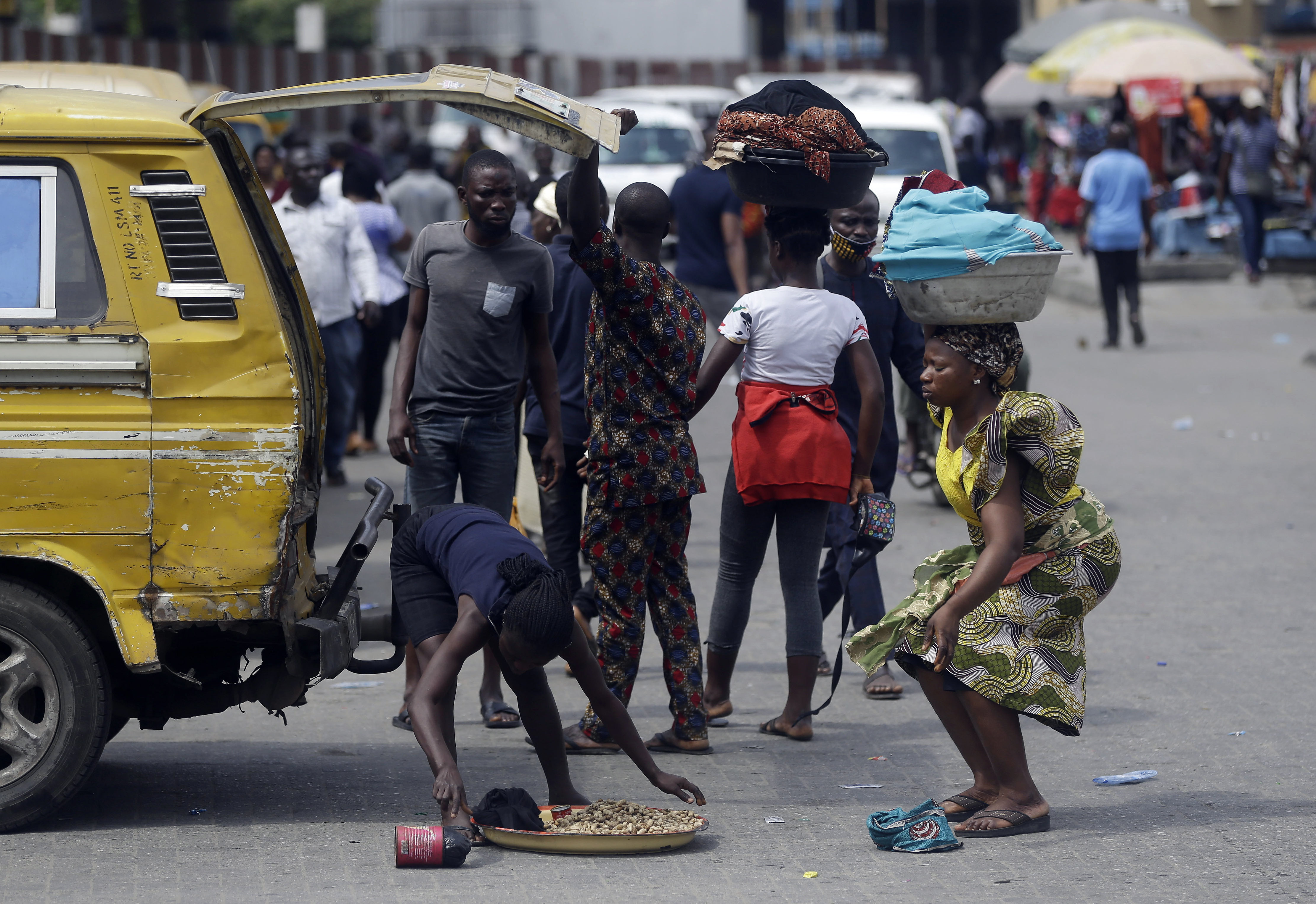 Масови грабежи в най-населената африканска държава Нигерия въпреки репресиите и