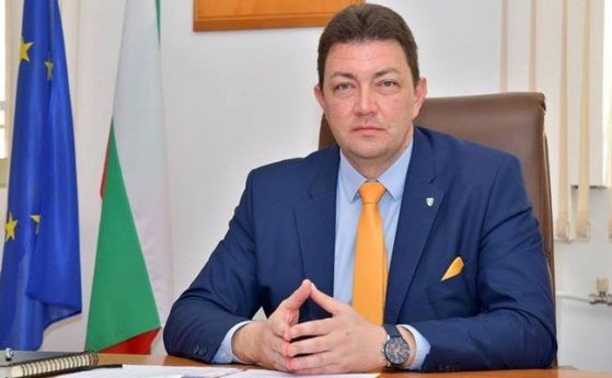 И кметът на Петрич е с коронавирус