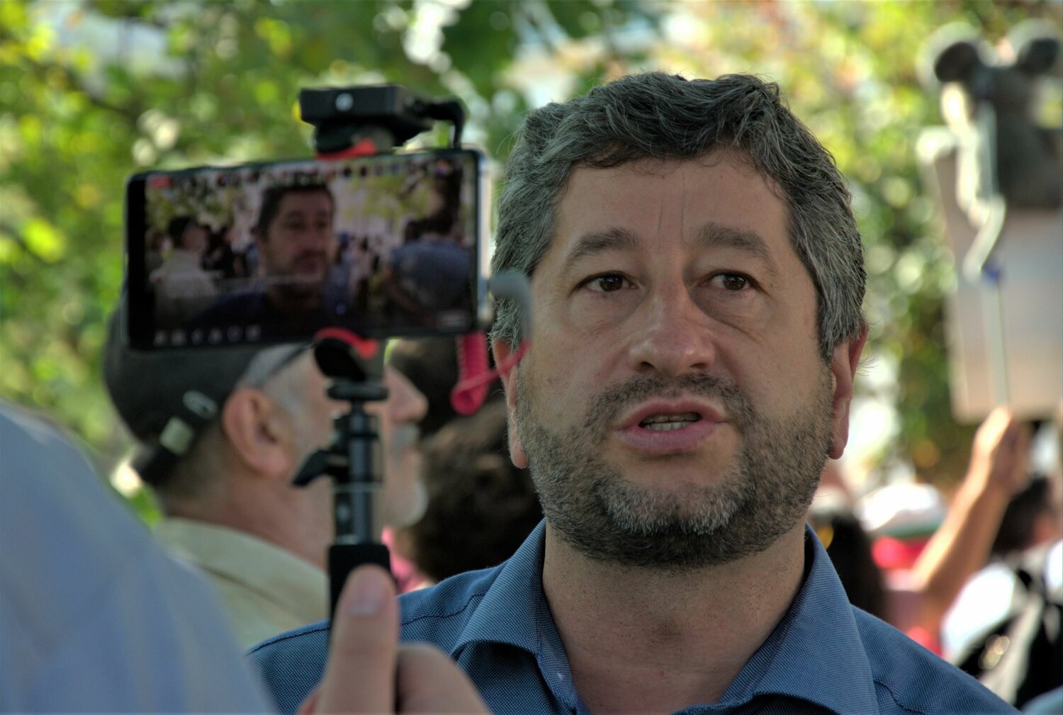 Съпредседателят на Демократична България Христо Иванов предупреди че промяната в