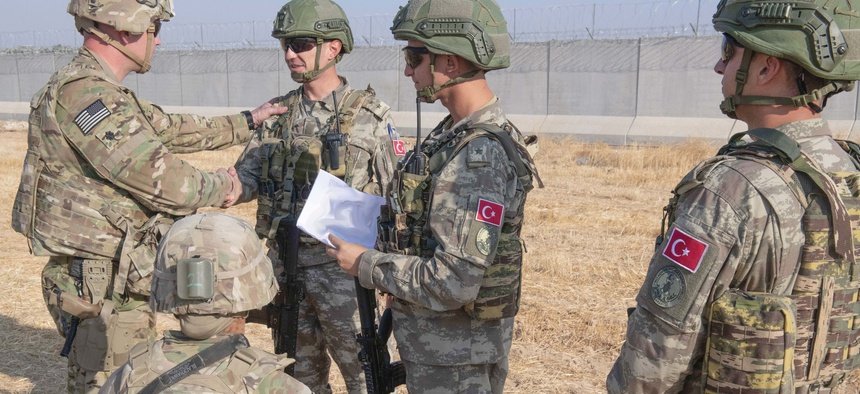 Обсъжданото по време на визитата в Казахстан на турския военен