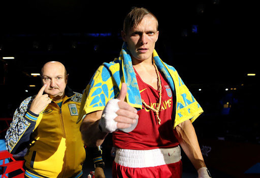 Украинската боксова звезда Александър Усик победи британеца Дерек Чисора с
