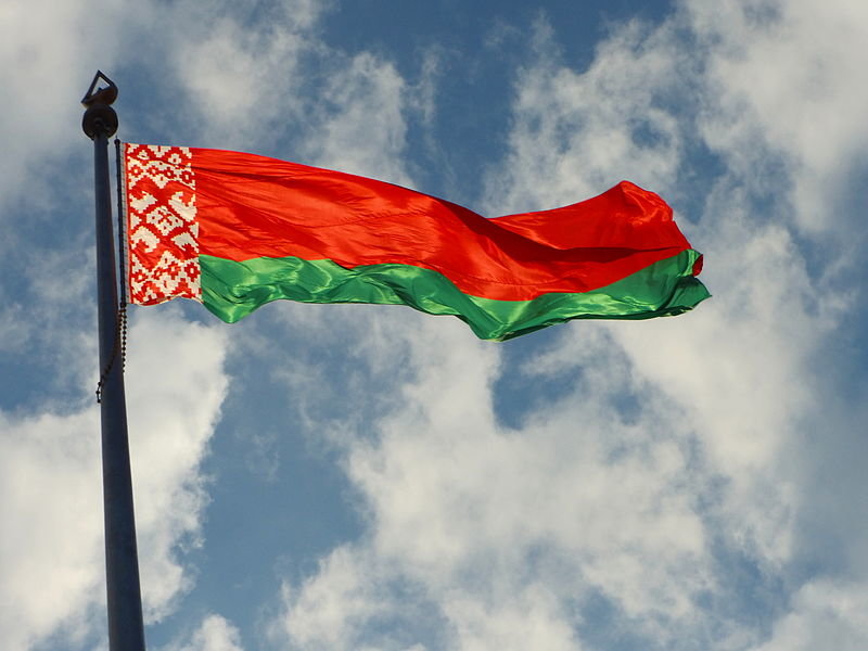 Беларус затваря границите си за чужденци и за лица без