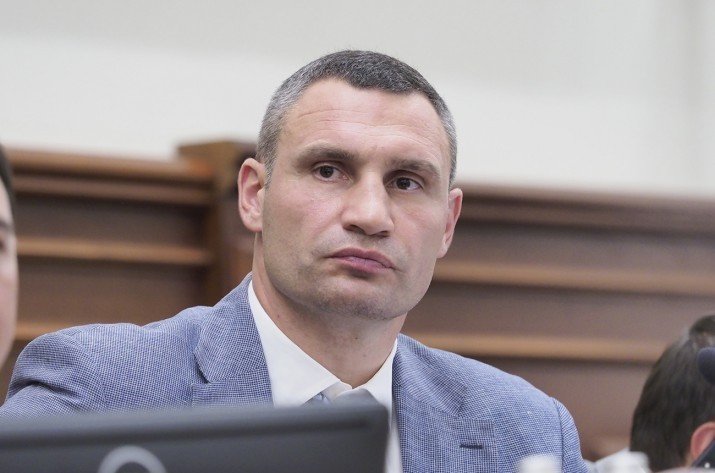 Бившият боксьор Виталий Кличко спечели отново изборите за кмет на