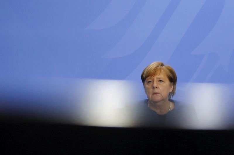 Германският канцлер Ангела Меркел ще предложи днес нови противоепидемични мерки
