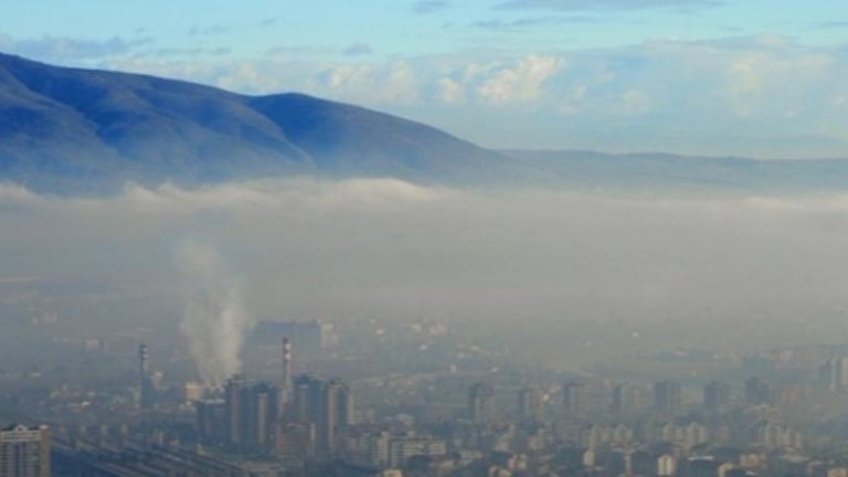 Високи нива на замърсяване на въздуха се отчитат в цялата