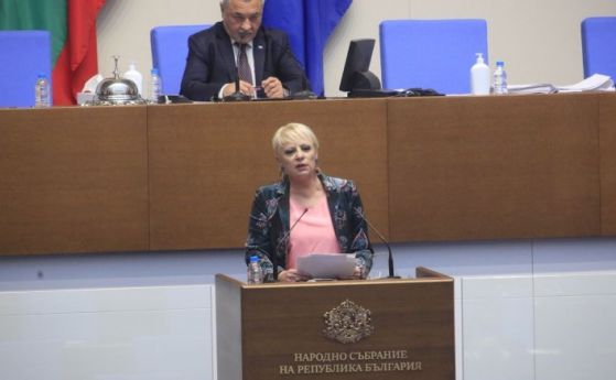 Нона Йотова: Млада актриса беше принудена да стане сервитьорка. За да унищожиш една страна, започваш с културата