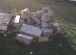 Разрушиха паметника на жертвите от кораба Илинден в Охрид