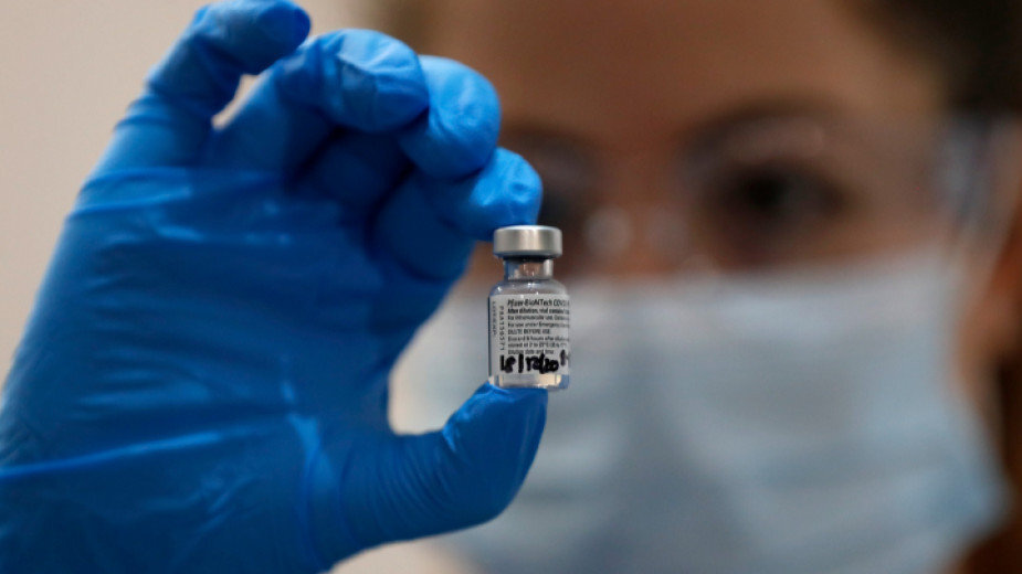 Бях под наблюдение 30 минути тъй като изпитах сърцебиене малко