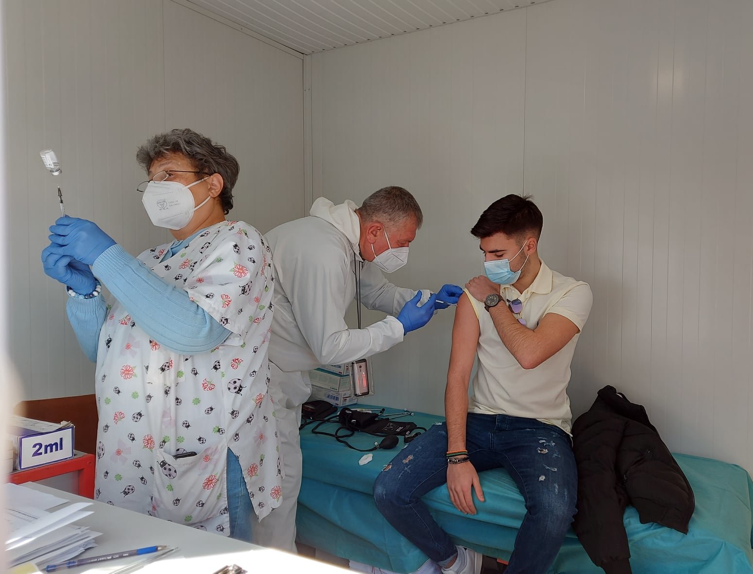 Софийски болници подновиха зелените коридори до изчерпване на количествата ваксини