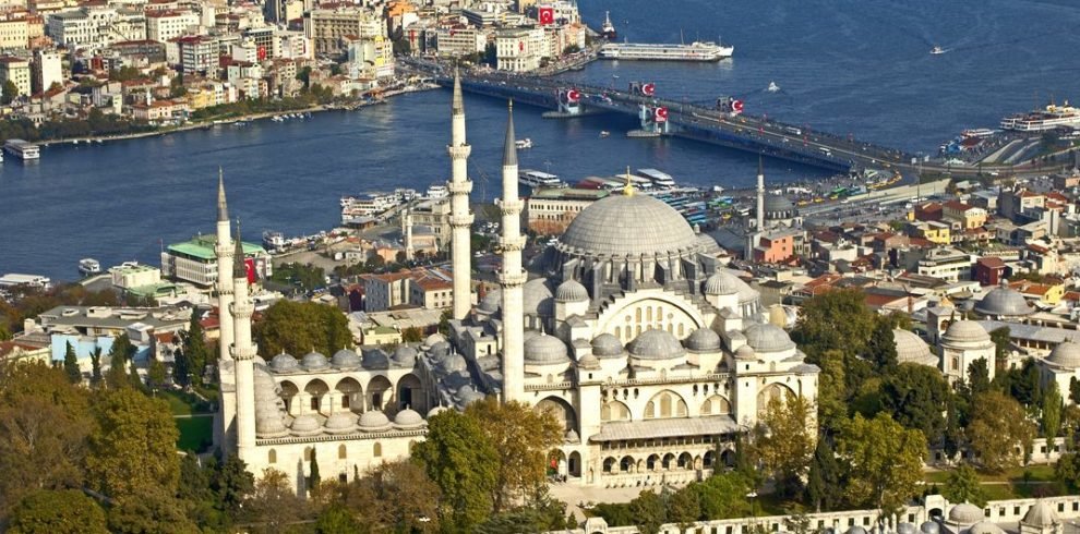 Днес е първата събота в Истанбул от началото на декември