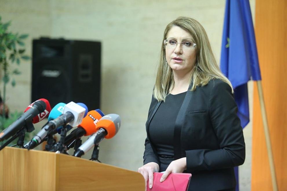 Министерът на правосъдието Десислава Ахладова свиква спешно работна група с