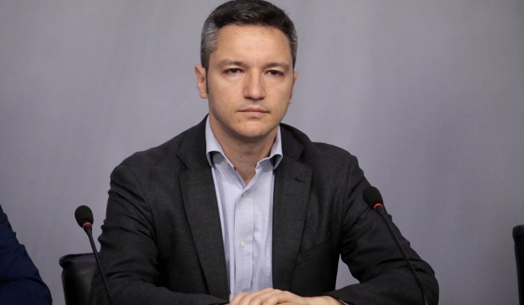 Заместник председателят на БСП Кристиан Вигенин излезе с позиция във Фейсбук