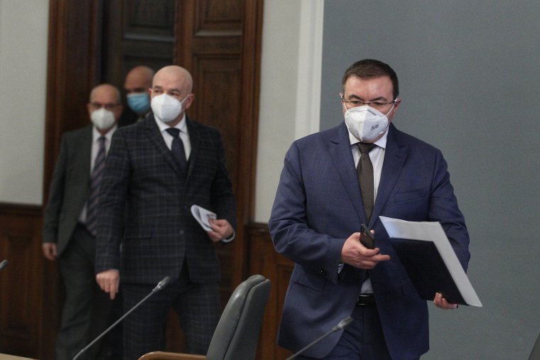 Пълен локдаун от понеделник за 10 дни обяви министърът на здравеопазването Костадин