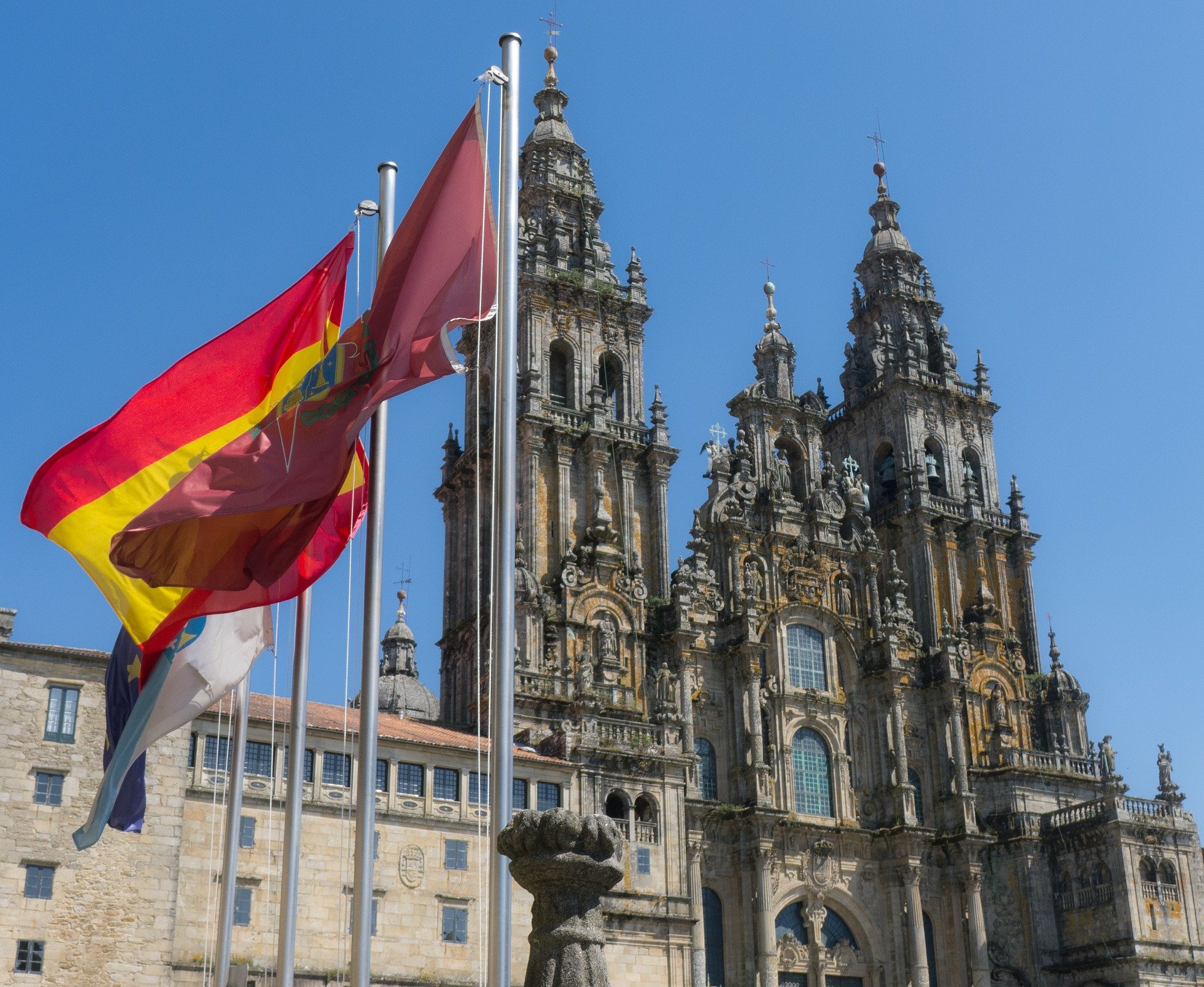 Испания прие закон който легализира евтаназията съобщава Ройтерс Така медицинската
