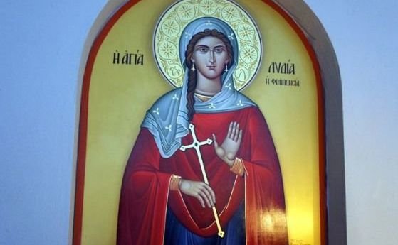 Църквата почита днес първата християнка в Европа имен ден празнуват