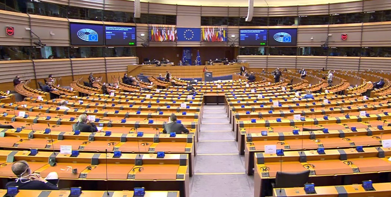 Европарламентът отхвърли поправка в доклада за Северна Македония която обвиняваше представители