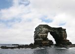 Срина се Арката на Дарвин на Галапагоските острови