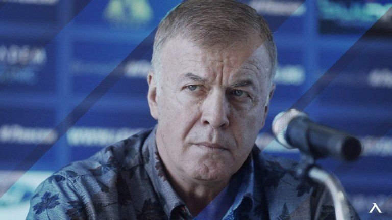 Мажоритарният собственик на акциите на Левски Наско Сираков прекратява преговорите