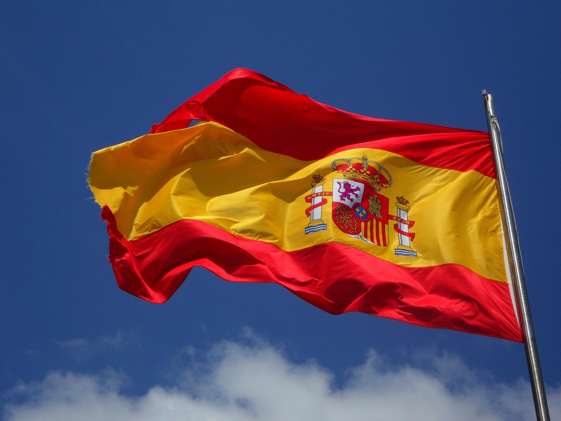 Испанското правителство прие на първо четене законопроект позволяващ на всеки