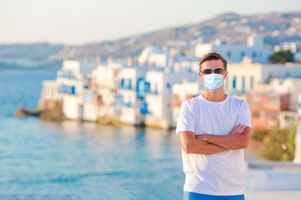 Гърция затяга мерките за пътуване с ферибот и посещение на