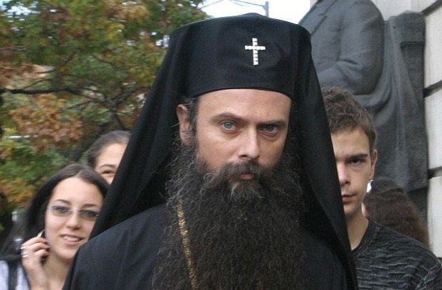 Пловдивският митрополит Николай е излъчен за председател на новоучреденото болничното настоятелство на веригата