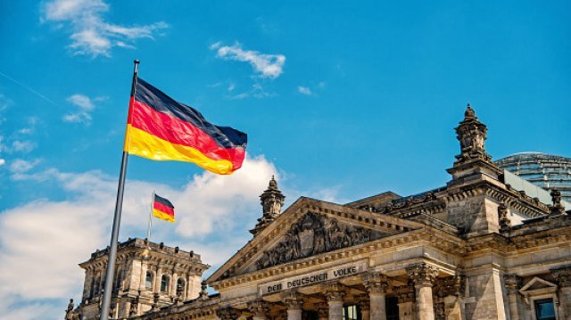 Германия продължава да води класацията на желаещите убежище в държавите