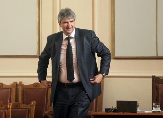 Държавната агенция Национална сигурност ДАНС КПКОНПИ и прокуратурата проверяват депутата