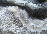 Още климатични аномалии: Белгия пак под вода, тайфун удари Китай, жега и пожари в САЩ