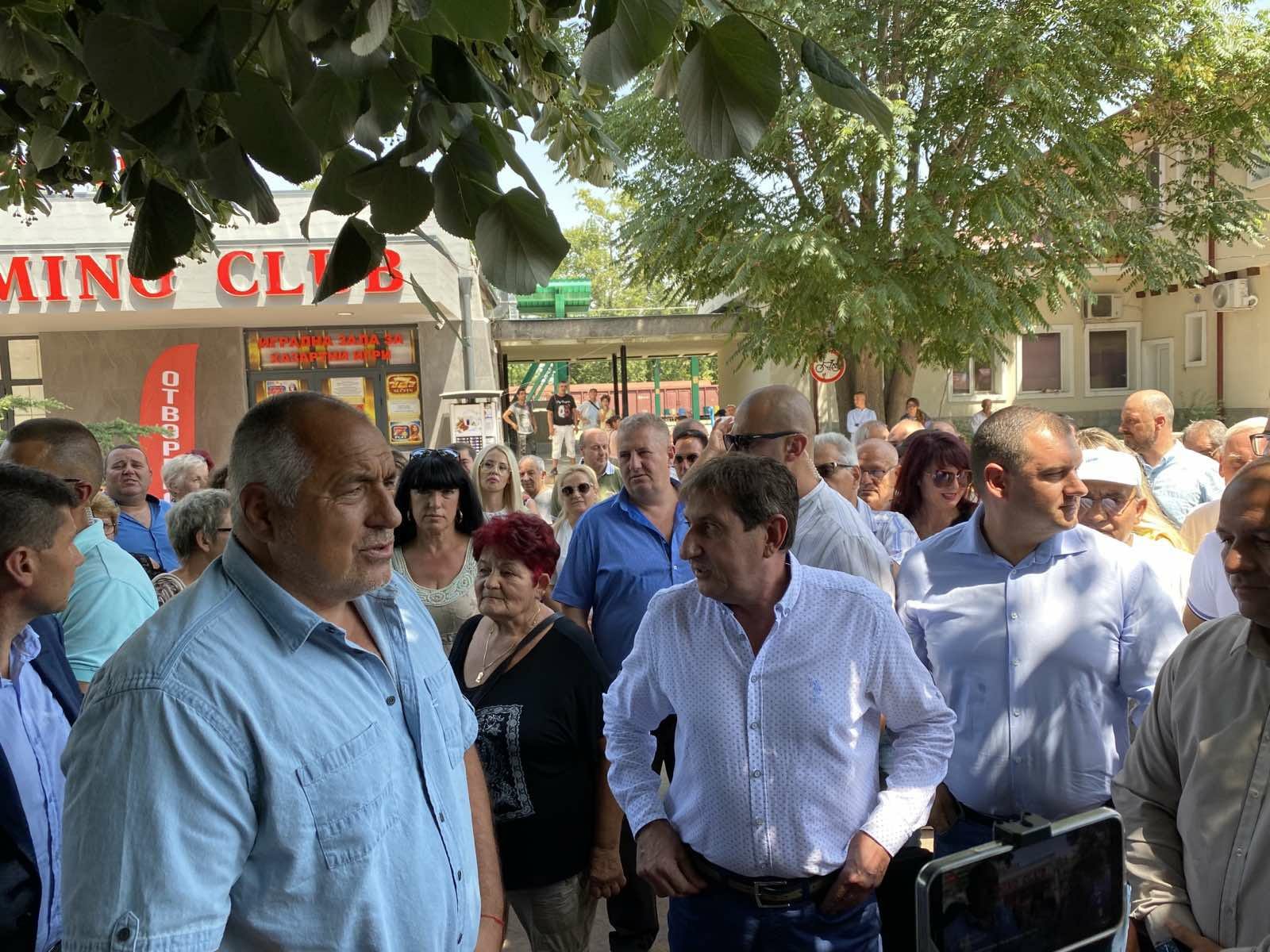 Цялата им борба е за министерски постове пари и власт