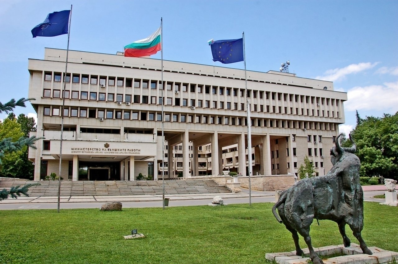 Служебното правителство реши да освободи генералния консул на България в