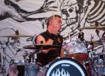 The Offspring изгониха барабаниста си, отказал да се ваксинира заради автоимунно заболяване