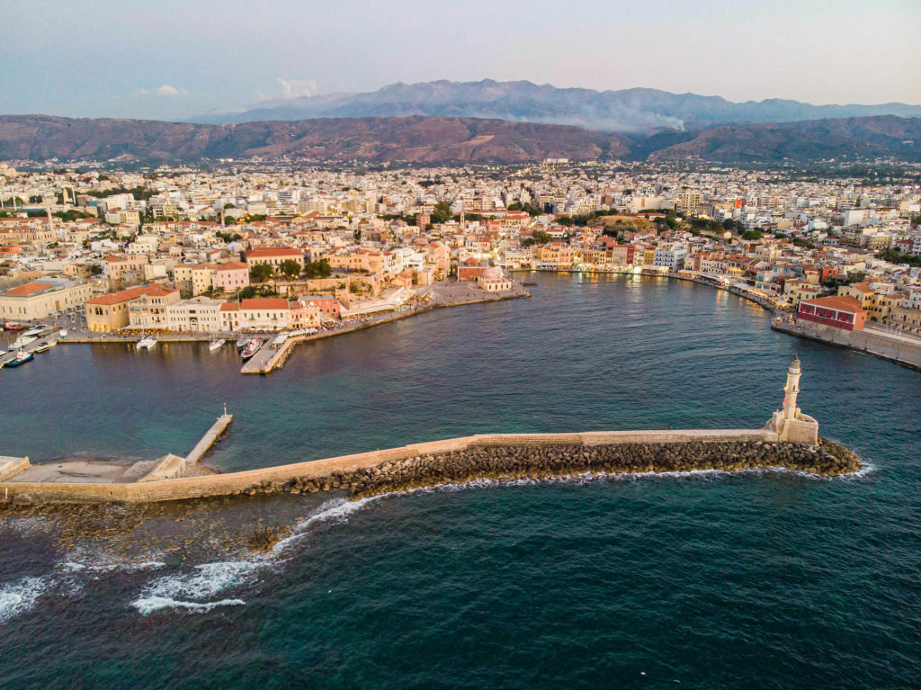 Гръцките власти разшириха локалните ограничения на остров Крит, наложени заради